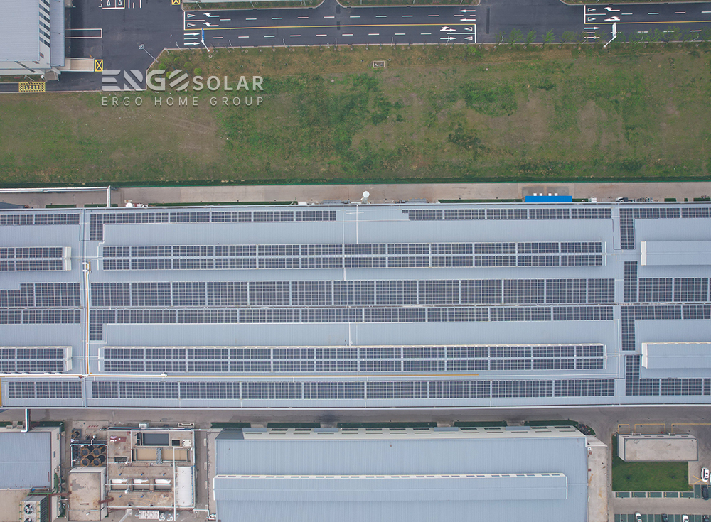 Yangzhou Cureguard glove phase 1.66MW roof pv solar